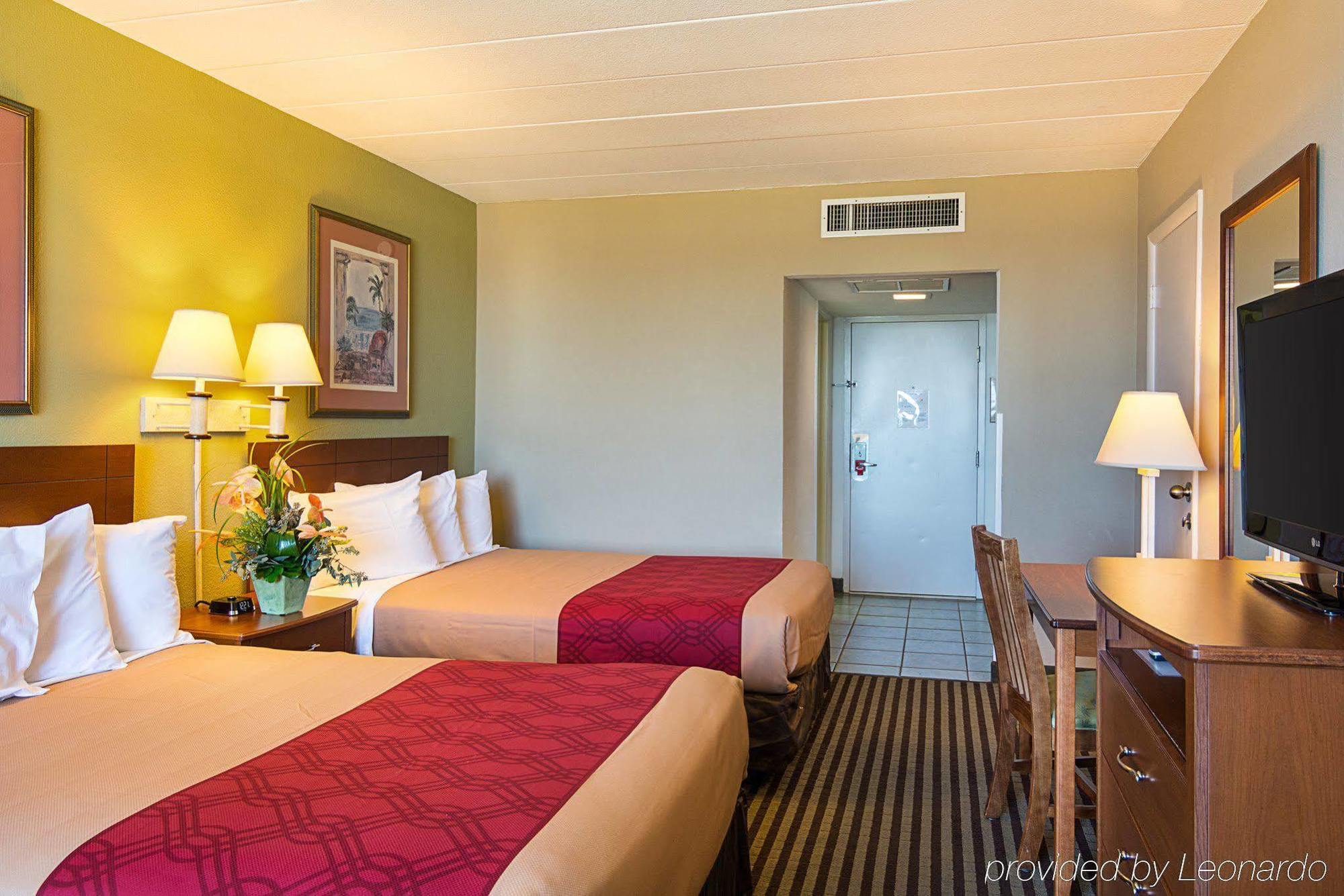 Ocean27 Hotel เวอร์จิเนียบีช ภายนอก รูปภาพ